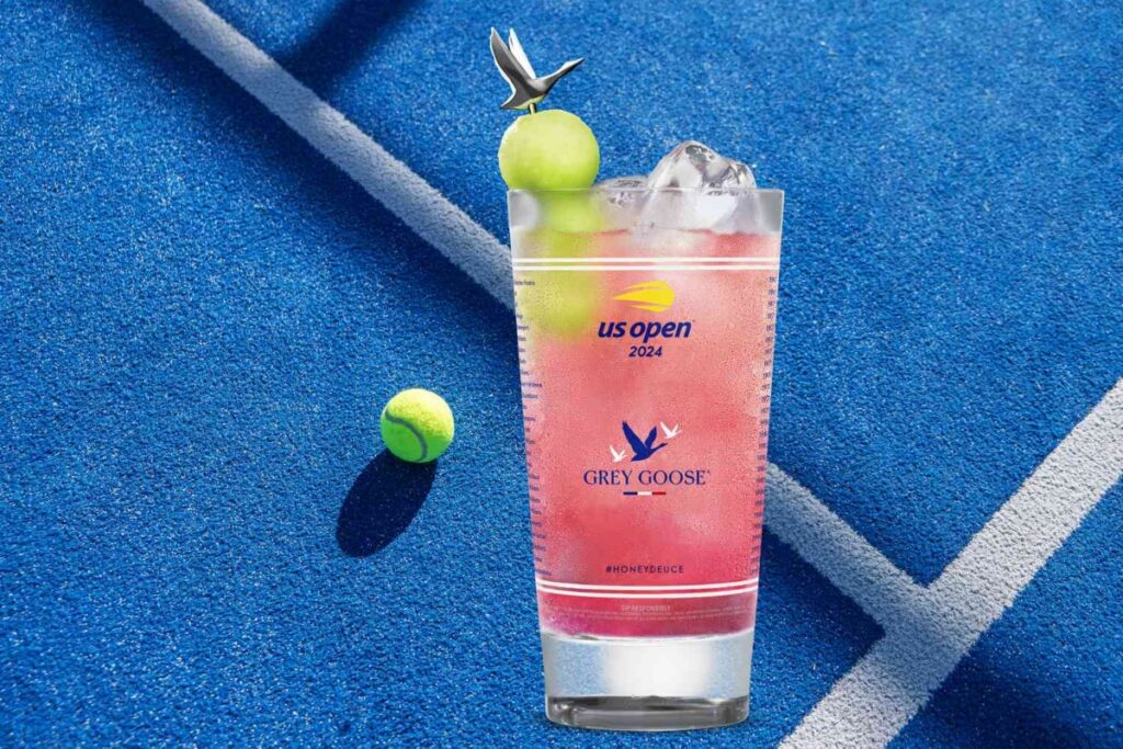 Crafted by Nick Mautone in 2006, it pairs Grey Goose vodka with lemonade and Chambord raspberry liqueur. / Photo US Open