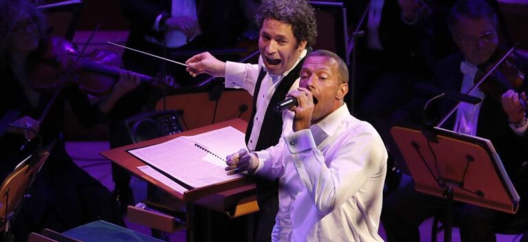 Dudamel, often described as “the happiest conductor in America,” had already begun redefining the world of classical music. / Photo Gustavo Dudamel