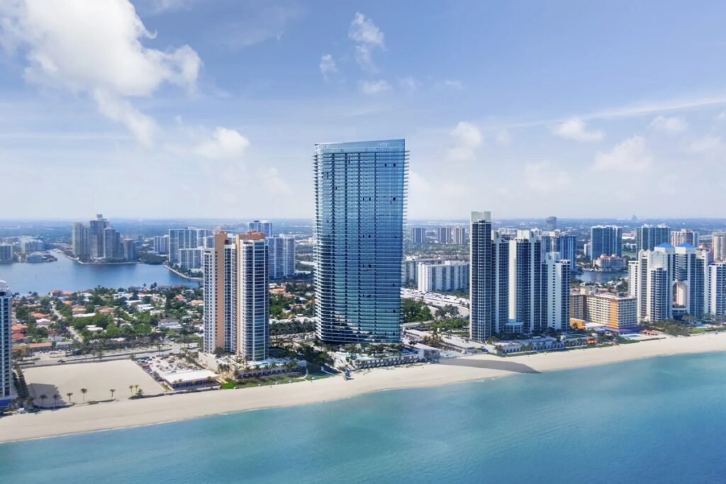 Sunny Isles has evolved dramatically over the past decades. Low-rise motels gave way to towers designed by visionary architects / Photo Sunny Isles