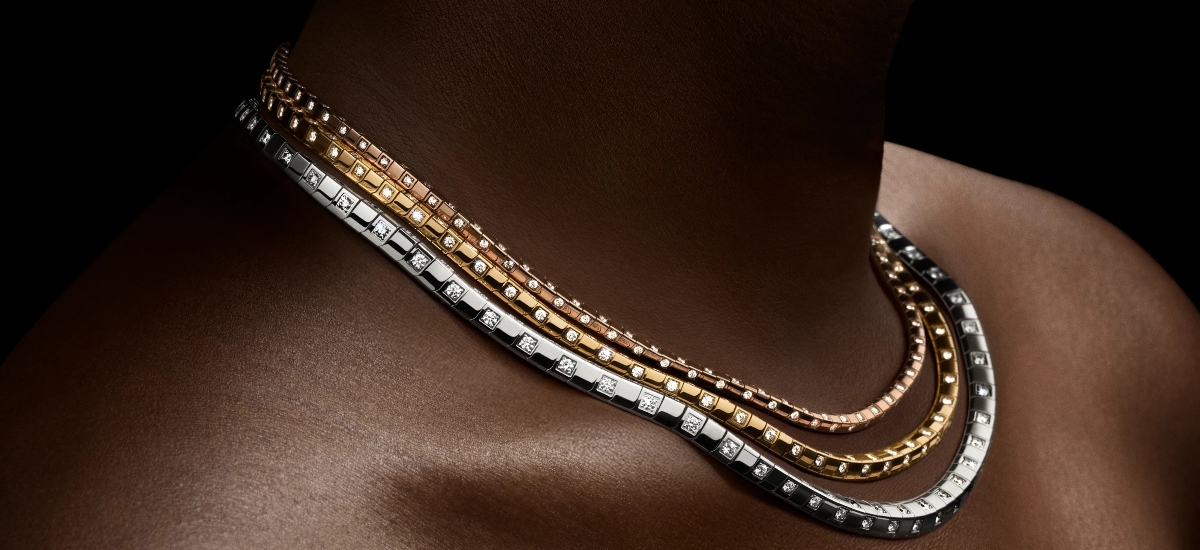 Le Damier collection has introduced pink gold into the mix, joining the established white and yellow gold variations. / Photo Louis Vuitton