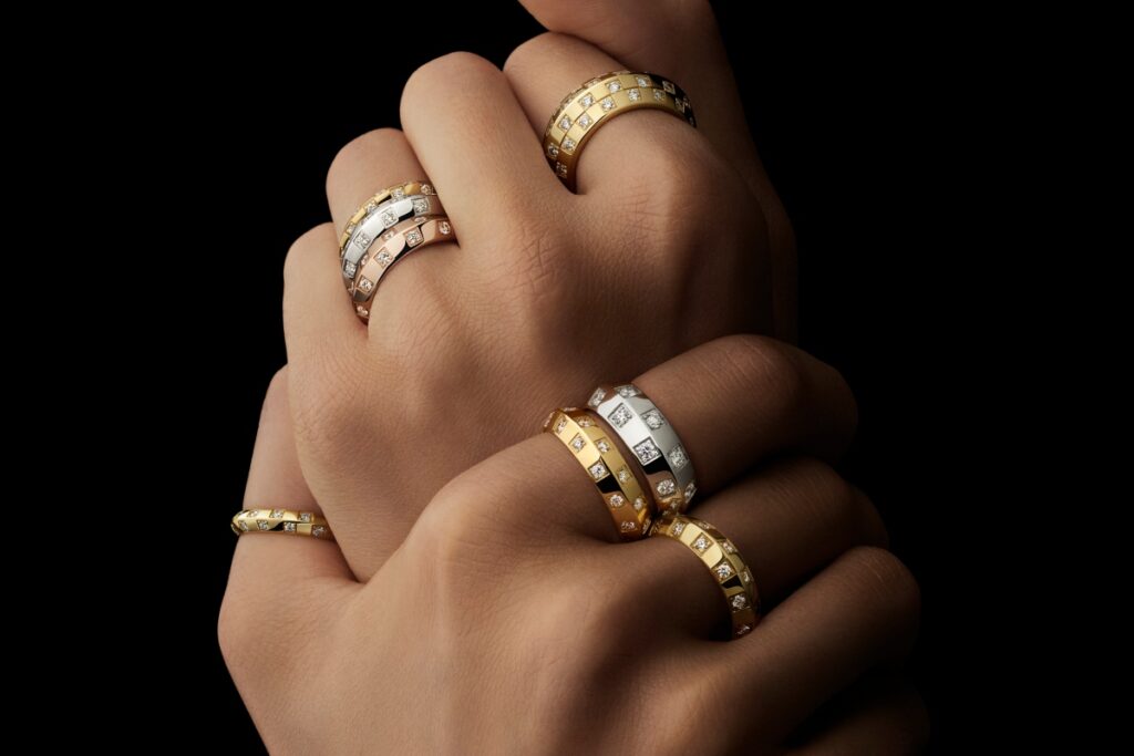Two rings debut in pink gold, one slim and one bold, engineered to complement existing designs. / Photo Louis Vuitton