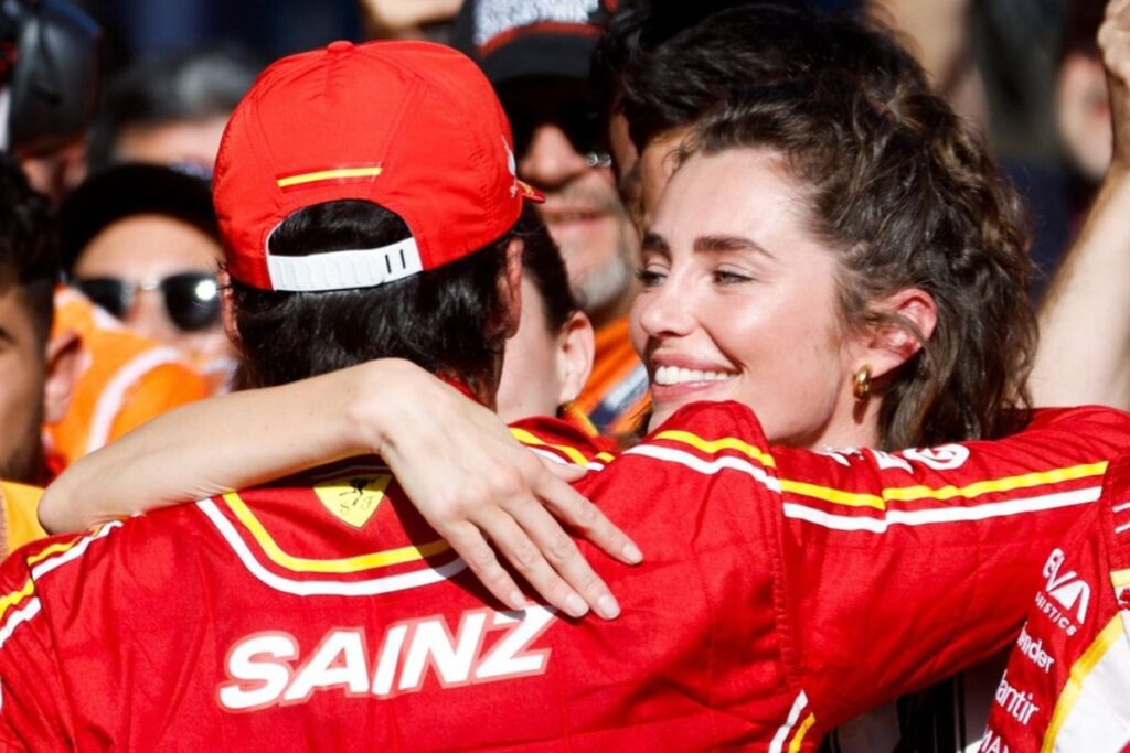 Rebecca Donaldson never followed the traditional nine-to-five routine. She admitted in interviews that structured office life was never her calling. / Photo Formula 1