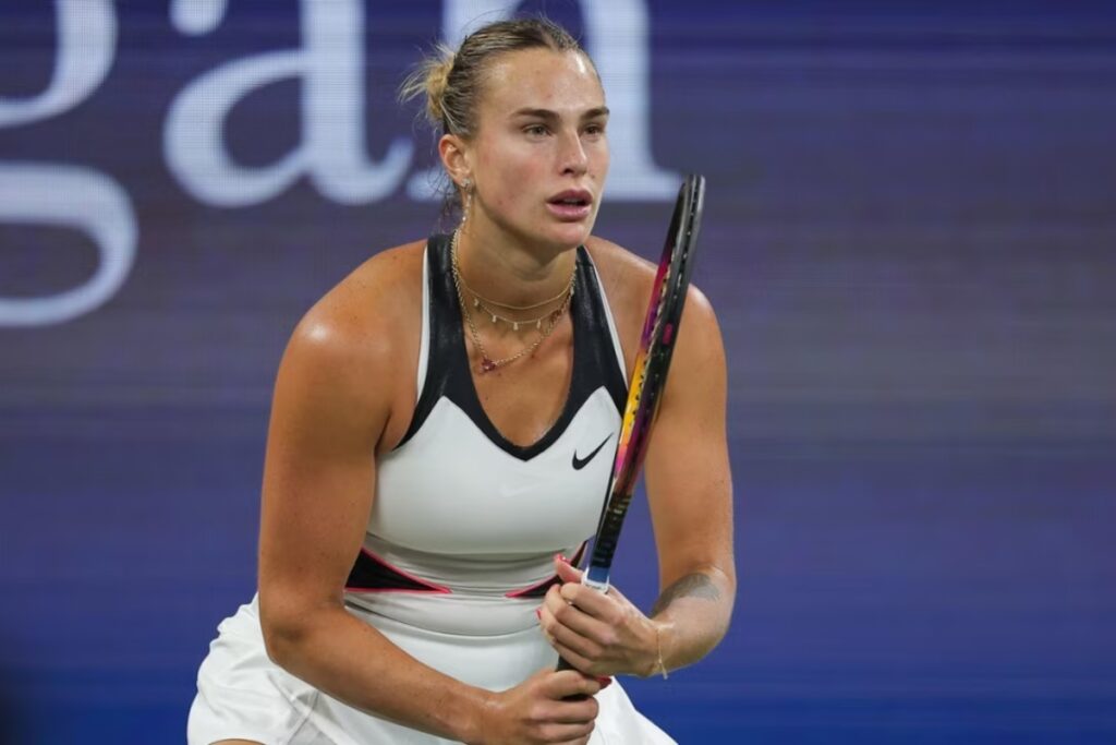 Aryna Sabalenka’s dominance has been undeniable. The world No. 1 reached the semifinals without dropping a set, aided by a walkover against Marketa Vondrousova / Photo US Open