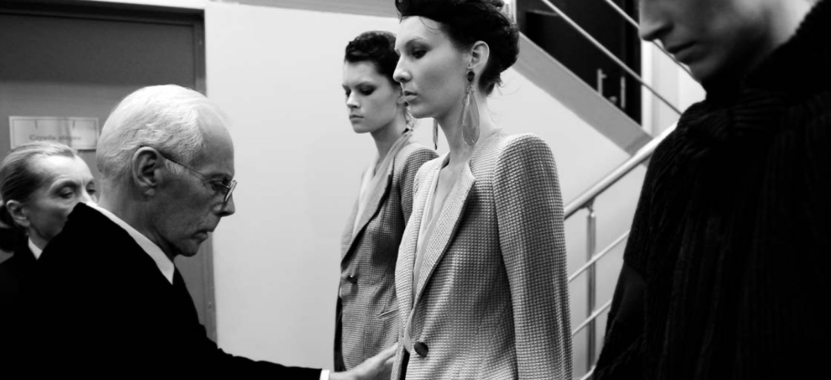 Italian producer Andrea Iervolino, known for Ferrari with Penélope Cruz and Adam Driver, is spearheading the project. / Photo Armani