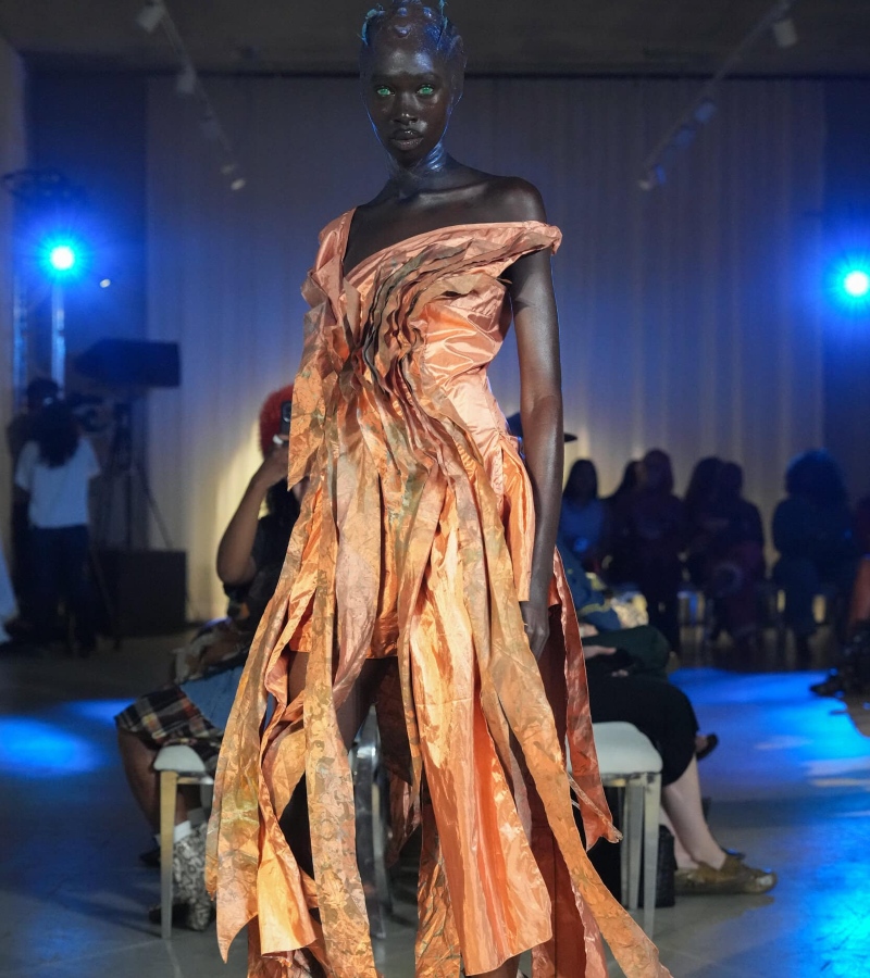 Inspired by Jules Verne’s 20,000 Leagues Under the Sea, the brand turned Brooklyn into an oceanic dreamscape. / Photo L’Enchanteur