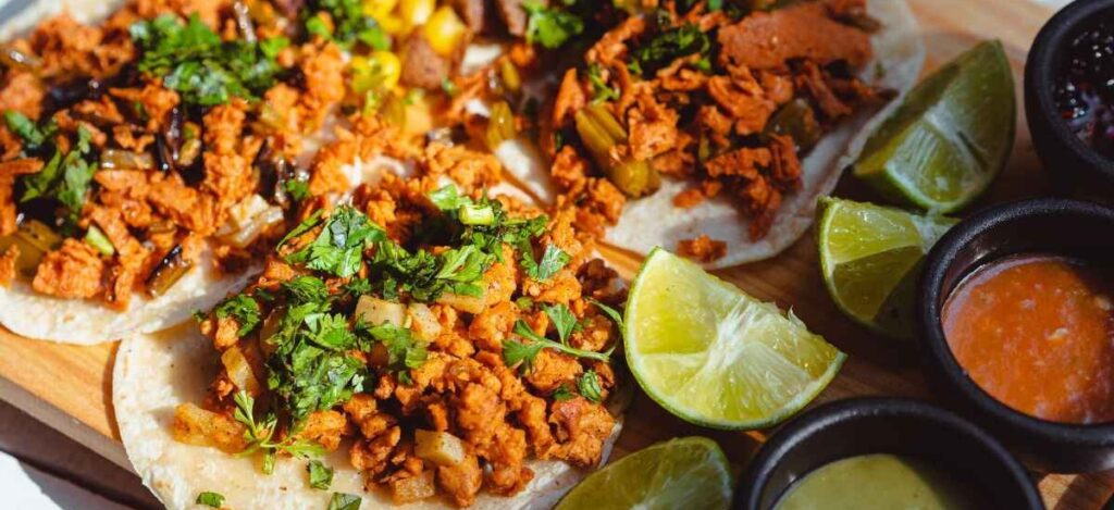 Minimalism defines the menu. Only four tacos appear, each executed with precision and consistency / Photo El Califa de León