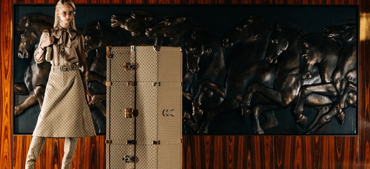 Demna’s debut, aptly named Gucci La Famiglia, offers an unapologetically sensual and extravagant manifesto. / Photo Gucci