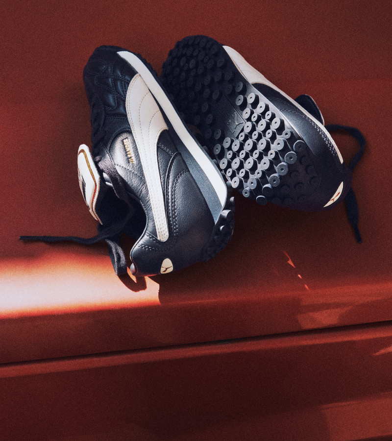 The Jil Sander x Puma KING AVANTI sneaker is available in a rich navy blue / Photo Puma