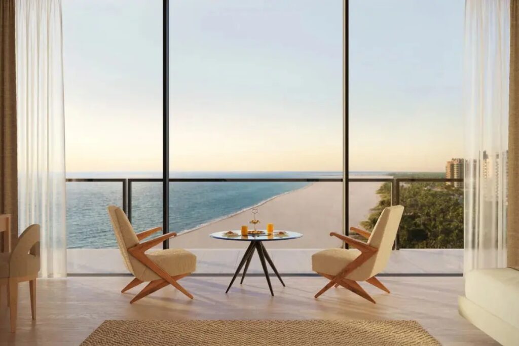 The Raleigh’s significance extends beyond its architecture. / Photo via The Raleigh, A Rosewood Hotel & Residences Amenities