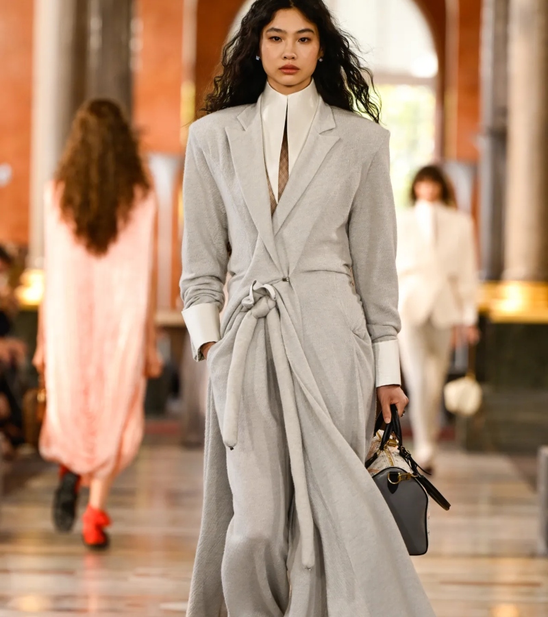 Scenographer Marie-Anne Derville composed a layered environment resembling a private residence. / Photo Louis Vuitton