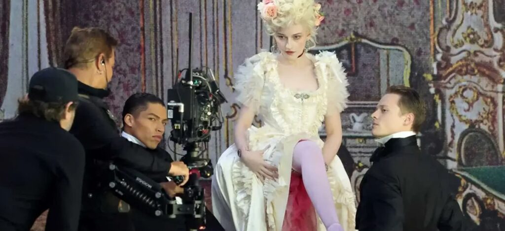 Vogue World 2025 was more than a fashion spectacle—it was a narrative-driven celebration of cinema’s most iconic eras and characters, merging two industries that have always thrived on fantasy, beauty, and reinvention. / Photo Vogue World