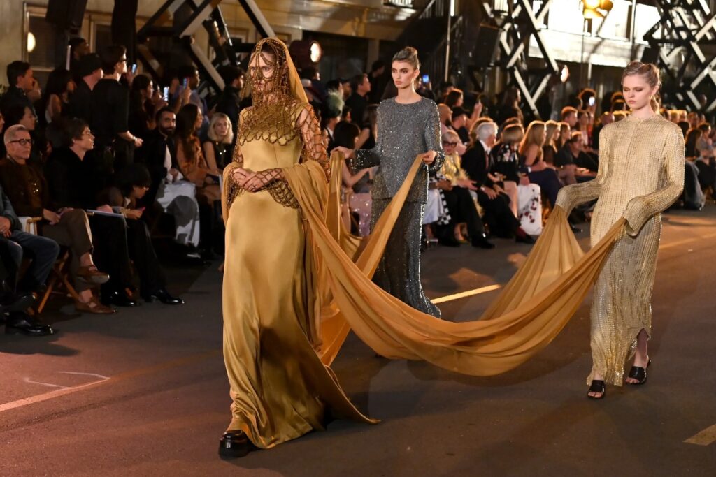 Jacqueline West collaborated with Pieter Mulier of Maison Alaïa, drawing inspiration from Dune and The Revenant. / Photo Vogue World