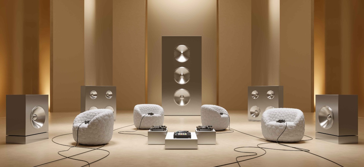 The collaboration with the Dutch design powerhouse Moooi marks Williams’s official debut in furniture design. / Photo Moooi