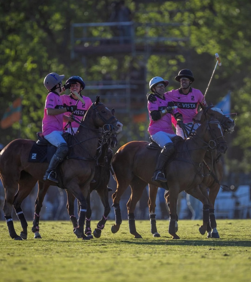 To understand the magnitude of the 85th Tortugas Open final, one must first grasp the aura surrounding the Triple Corona. / Photo @ellerstinachapaleufu