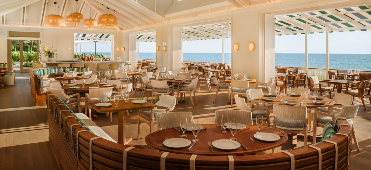 The Four Seasons–branded resort rises over a pristine stretch of Gulf-front sand, creating an elegant hideaway where coastal serenity meets tailored sophistication. / Photo Four Seasons