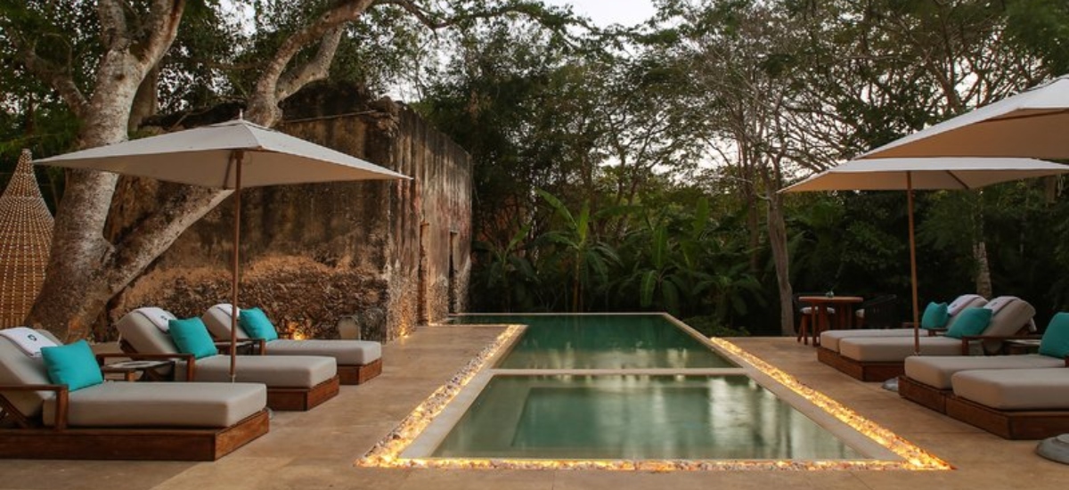 The resort began welcoming guests in 2016 and has since become a benchmark for luxury and wellness in the Americas. / Photo via Chablé Yucatán