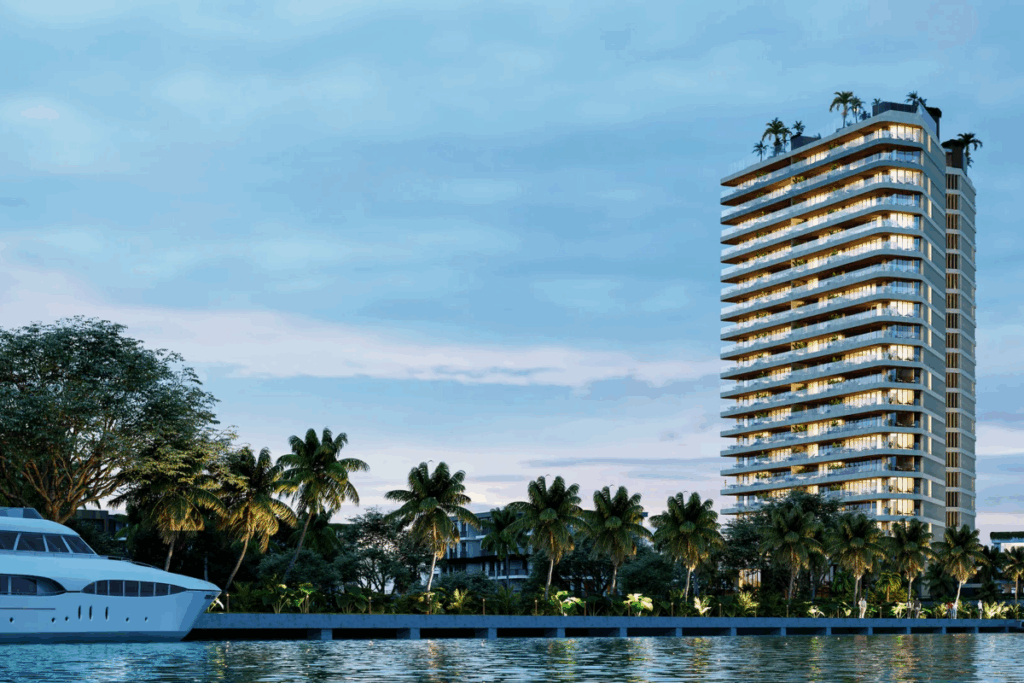 Residents enjoy panoramic views of the Caribbean Sea and the marina / Photo Thompson Private Residences