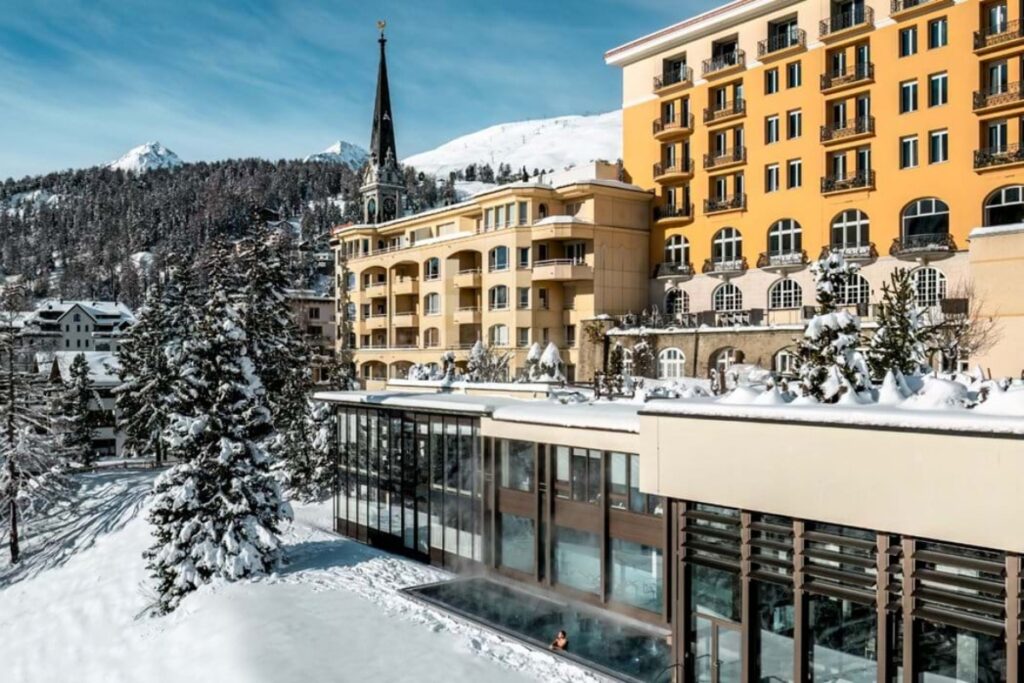 There is a reason the world’s most discerning travelers return to these resorts year after year / Photo via Oxford Ski