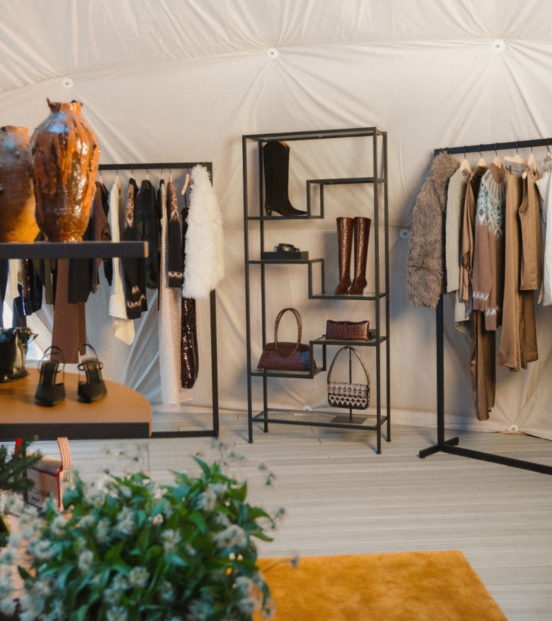 While the earlier release focused on sunlit resorts and travel accessories, the winter edition introduces a tactile dimension that responds directly to colder climates. / Photo STAUD