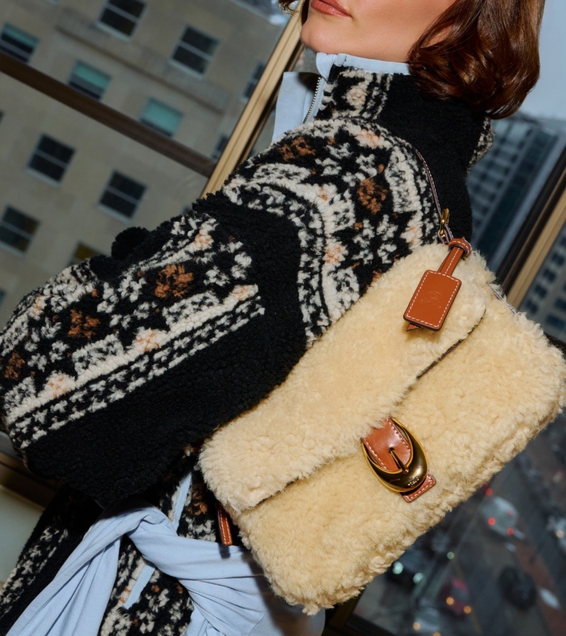 STAUD contributes a modern, confident design sensibility, while St. Regis brings decades of heritage rooted in the art of travel. / Photo STAUD