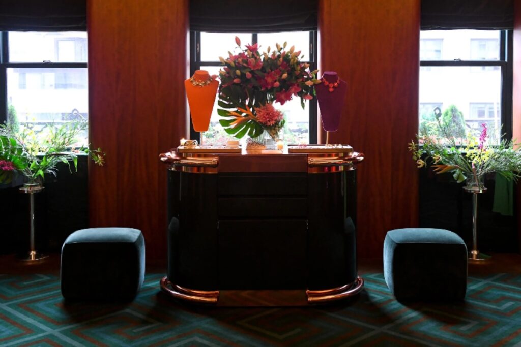 The property spans five floors and includes multiple private dining rooms accessible only to members and their families. / Photo via Casa Cruz