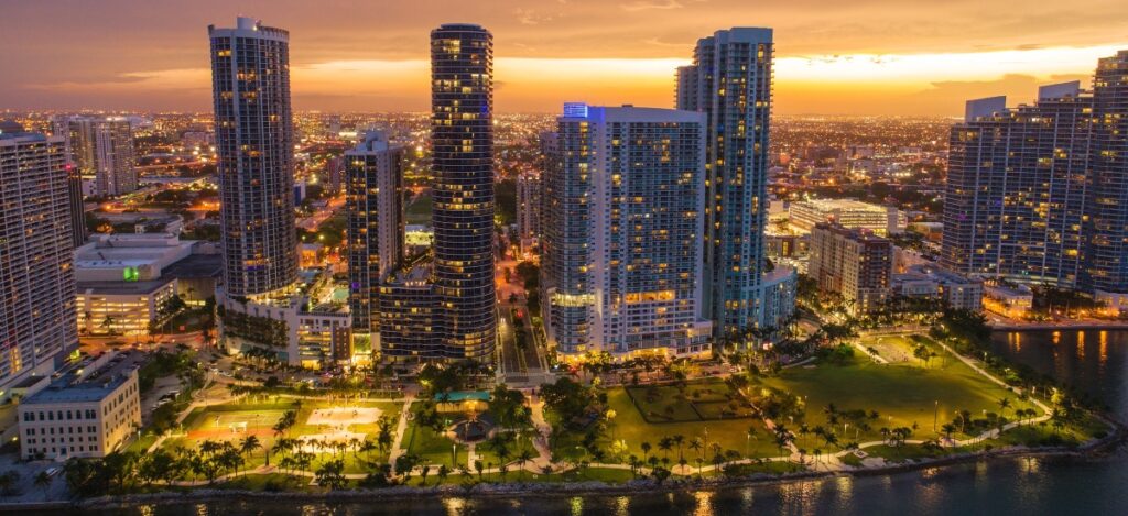 Edgewater stretches from the upper edge of Downtown toward the Julia Tuttle Causeway. / Photo Cove Edgewater