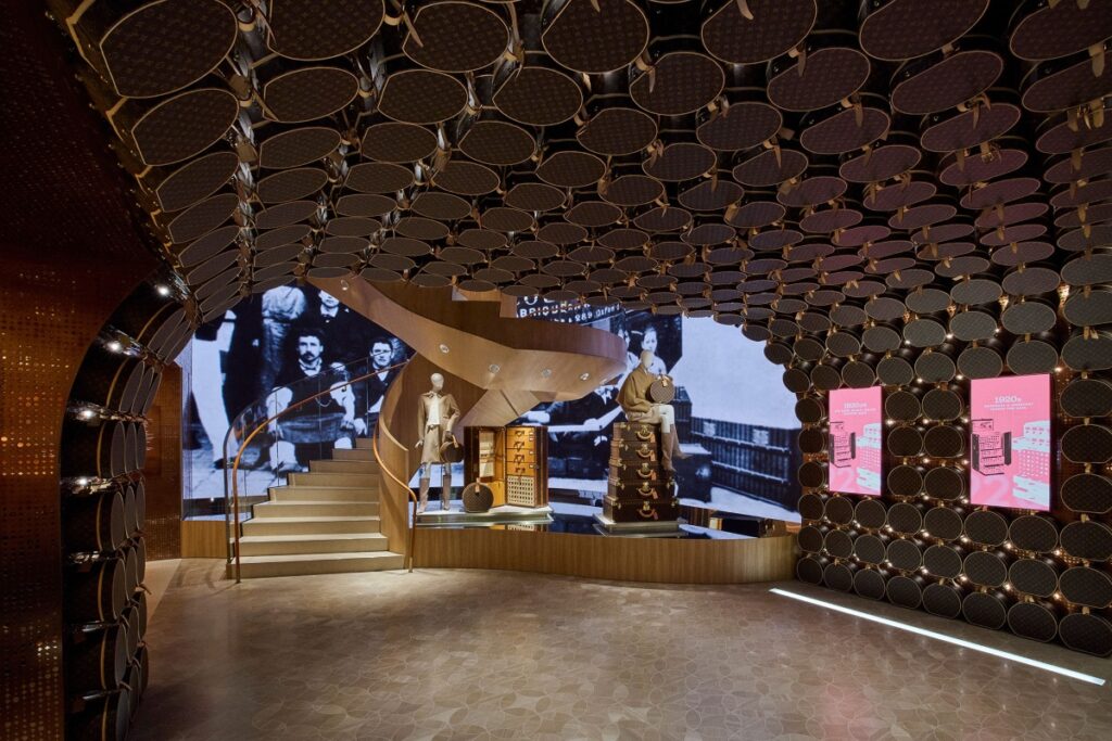 The building’s design language remains fluid and intentional across every floor. Soft saekdong stripes create visual rhythm throughout the interior spaces. / Photo Louis Vuitton