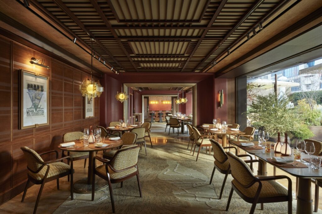 Le Café Louis Vuitton introduces refined pastry and barista creations. World’s Best Pastry Chef 2025 Maxime Frédéric leads the culinary direction. / Photo Louis Vuitton