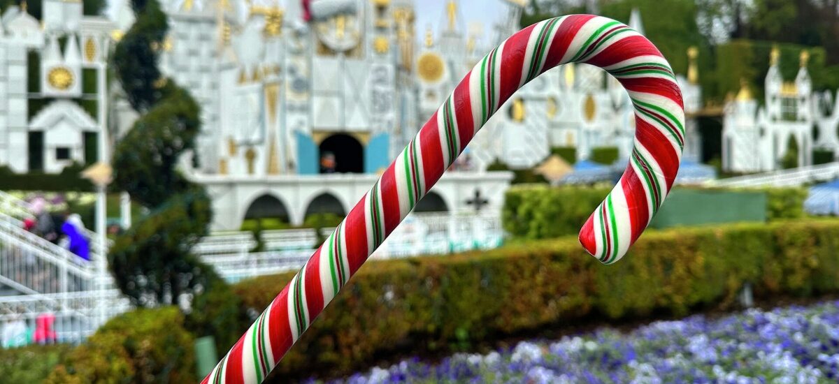 From spoken greetings to music, plants, and sweets, traditions and rituals define how Christmas is celebrated today. / Photo Disneyland