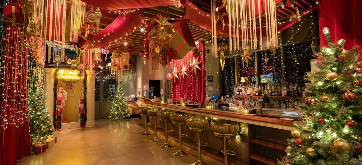 The city reinvents the holidays with a blend of glamour, family-friendly magic, and cultural richness / Photo via Bucket Listers