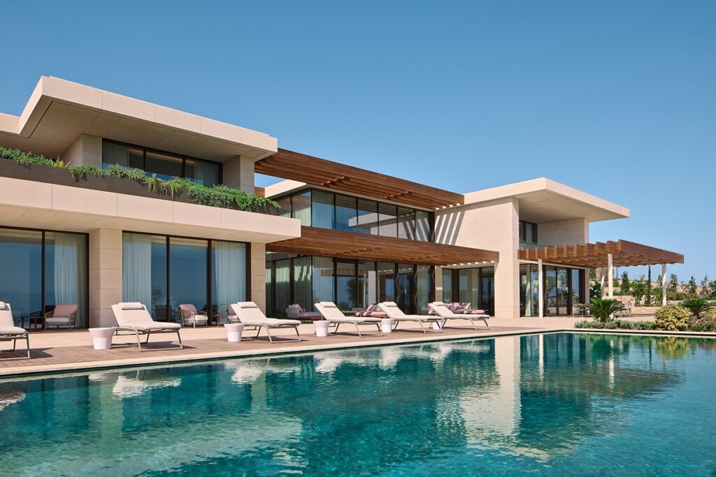 Developed in collaboration with Turkish developer AHEN and Milanese studio ACPV Architects, the project introduces a new benchmark for Mediterranean hospitality / Photo via ACPV Architects