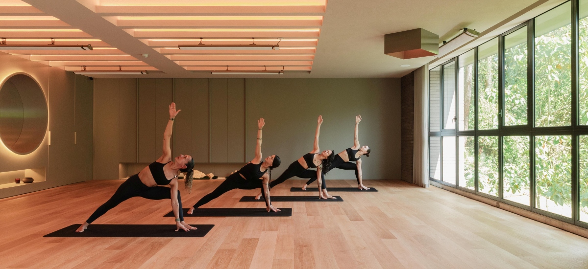 The project was conceived by Estudio DEDÓS as an exploration of light, rhythm, and emotional balance / Photo Mateo Soto