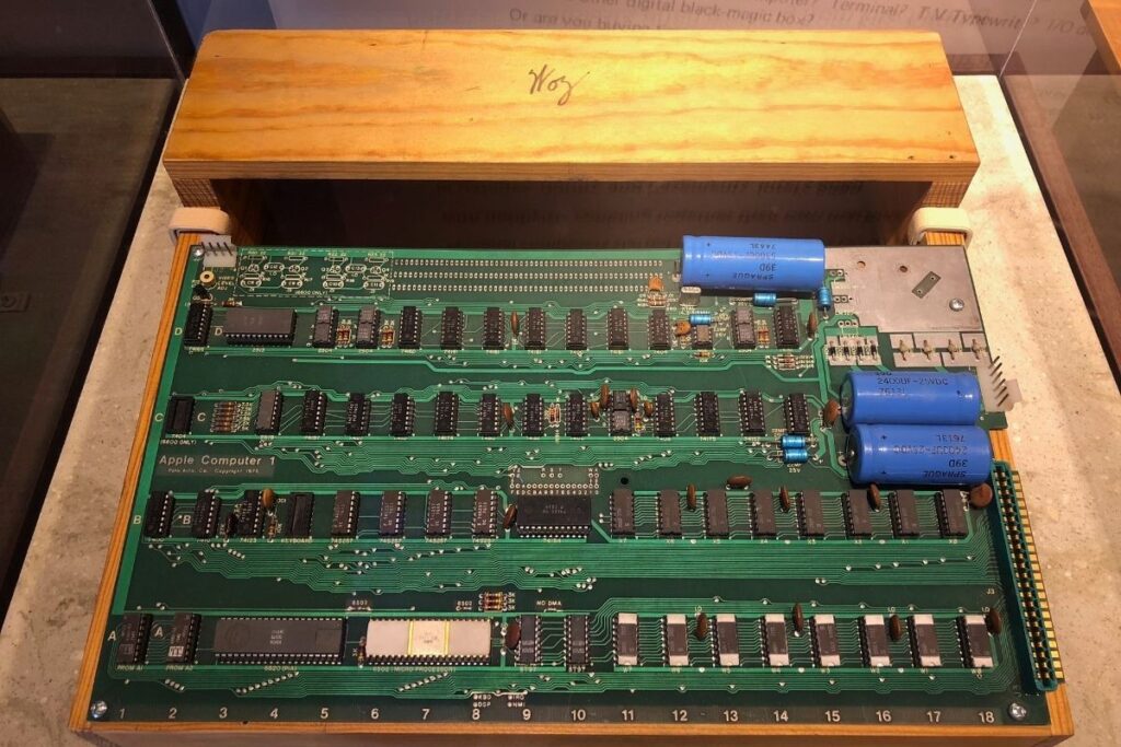 Apple founding contract