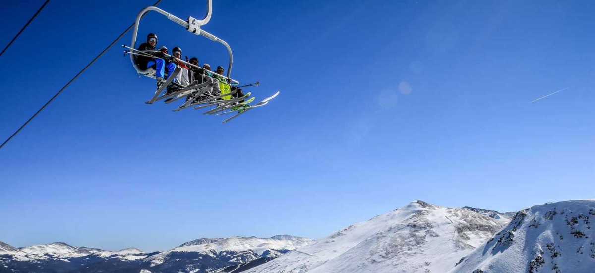 They blend refined luxury with raw wilderness energy. This balance continues attracting both seasoned skiers and new explorers. / Photo: Breckenridge