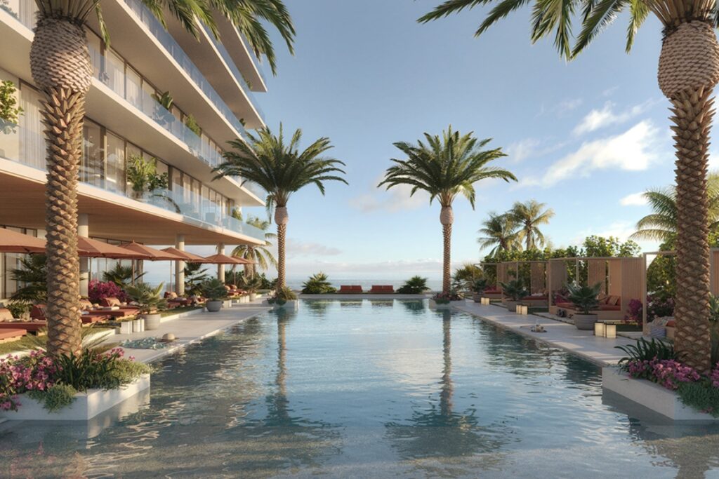Select homes offer private rooftop terraces or lanai terraces. These spaces may include pools and outdoor summer kitchens / Photo Rosewood Residences